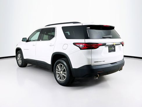 Used 2023 Chevrolet Traverse LT image 5