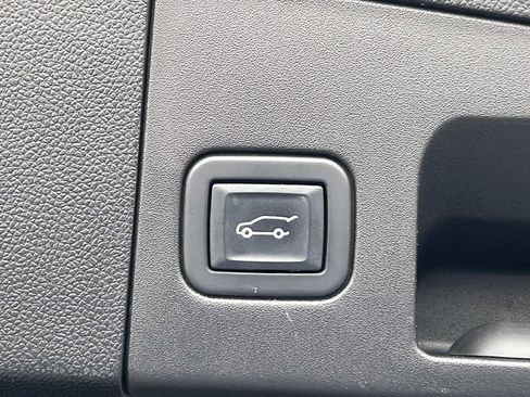 Certified 2023 Cadillac XT4 Premium Luxury w/ Cold Weather Package image 13