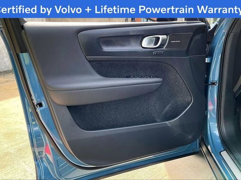 Certified 2023 Volvo C40 P8 Recharge Ultimate w/ Protection Package Premier AWD/4WD image 25