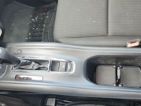 Used 2016 Honda HR-V EX image 19