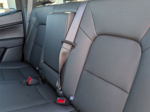 Used 2024 GMC Canyon Elevation w/ Elevation Premium Package image 27