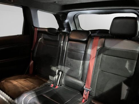 Used 2017 Jeep Grand Cherokee SRT image 22