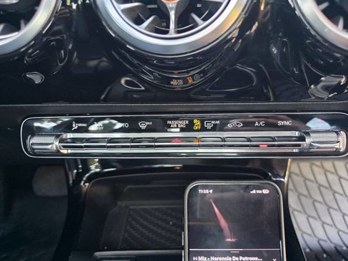 Used 2020 Mercedes-Benz CLA 250 4MATIC image 18