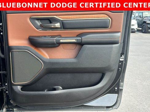 Used 2022 RAM 1500 Limited AWD/4WD image 17