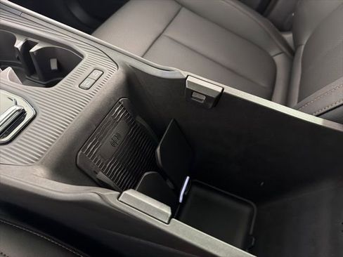 New 2026 Jeep Cherokee Limited image 23