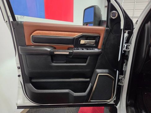 Used 2024 RAM 3500 Limited w/ Safety Group image 39