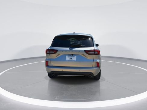 Used 2023 Ford Escape ST-Line w/ Tech Pack #1 FWD image 3