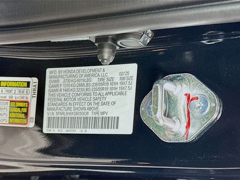 Used 2025 Honda Odyssey Elite image 27
