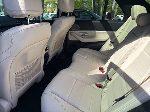 Certified 2025 Mercedes-Benz GLE 450 GLE 450 image 6