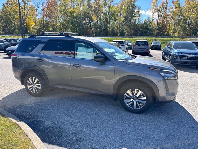 New 2026 Nissan Pathfinder SL AWD/4WD image 11
