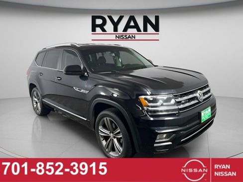 Used 2019 Volkswagen Atlas SE w/ Towing Package image 1