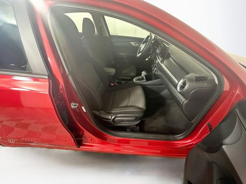 Used 2024 Kia Forte LXS FWD image 28