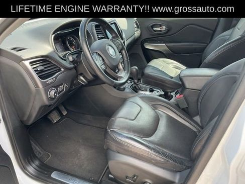 Used 2020 Jeep Cherokee Limited w/ Luxury Group AWD/4WD image 13