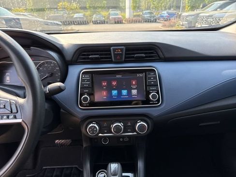 Used 2023 Nissan Versa SV FWD image 20