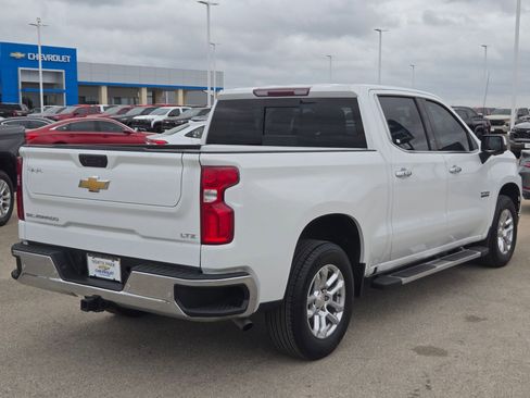 Used 2022 Chevrolet Silverado 1500 LTZ w/ LTZ Convenience Package II image 3