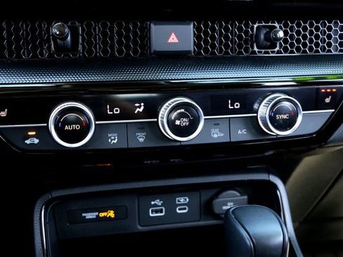 Used 2023 Honda CR-V EX-L image 18