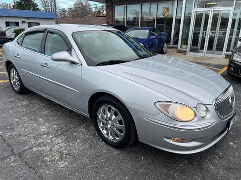 Used 2009 Buick LaCrosse CXL w/ Driver Confidence Package image 4
