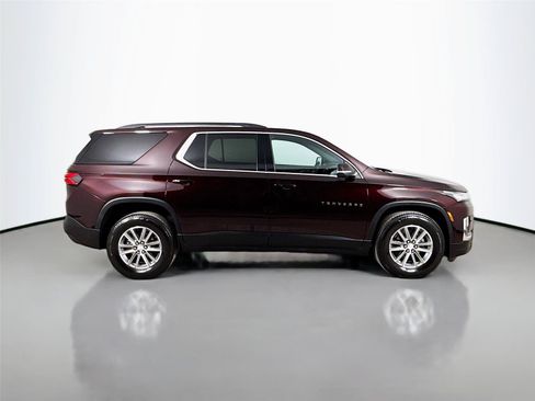 Used 2023 Chevrolet Traverse LT AWD/4WD image 10