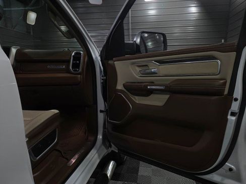 Used 2020 RAM 1500 Laramie image 35