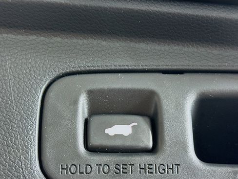 Used 2025 Honda CR-V EX-L image 30