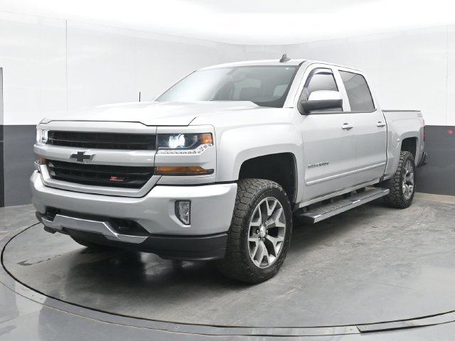 Used 2018 Chevrolet Silverado 1500 LT w/ All Star Edition AWD/4WD image 5