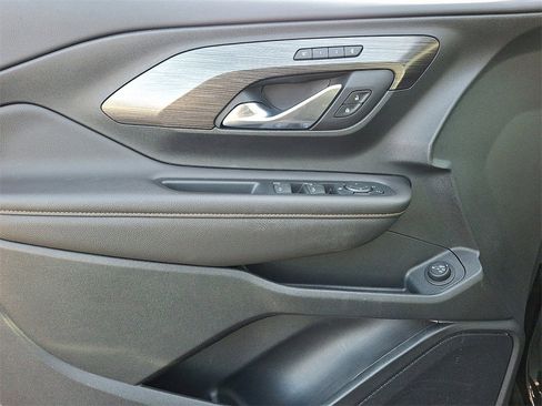 Used 2020 GMC Terrain SLT w/ Preferred Package image 13