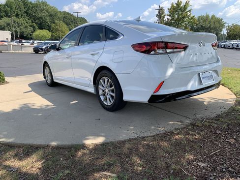 Used 2019 Hyundai Sonata SE FWD image 8