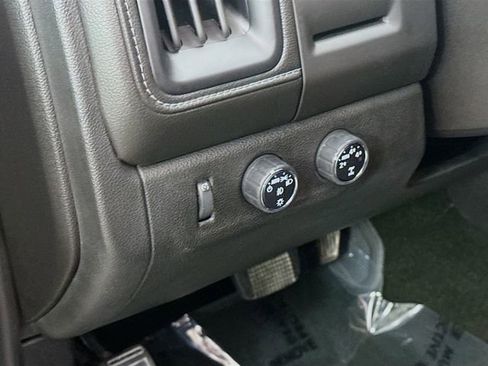 Used 2016 GMC Canyon SLT w/ Driver Alert Package image 10