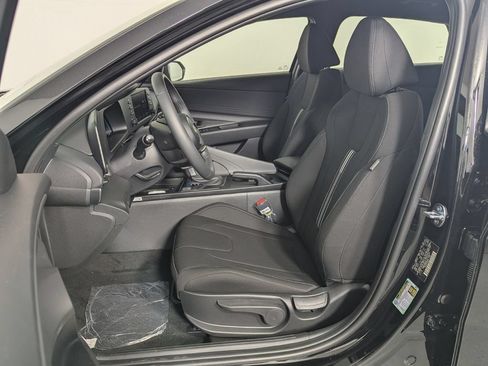 Certified 2026 Hyundai Elantra Sport FWD image 14