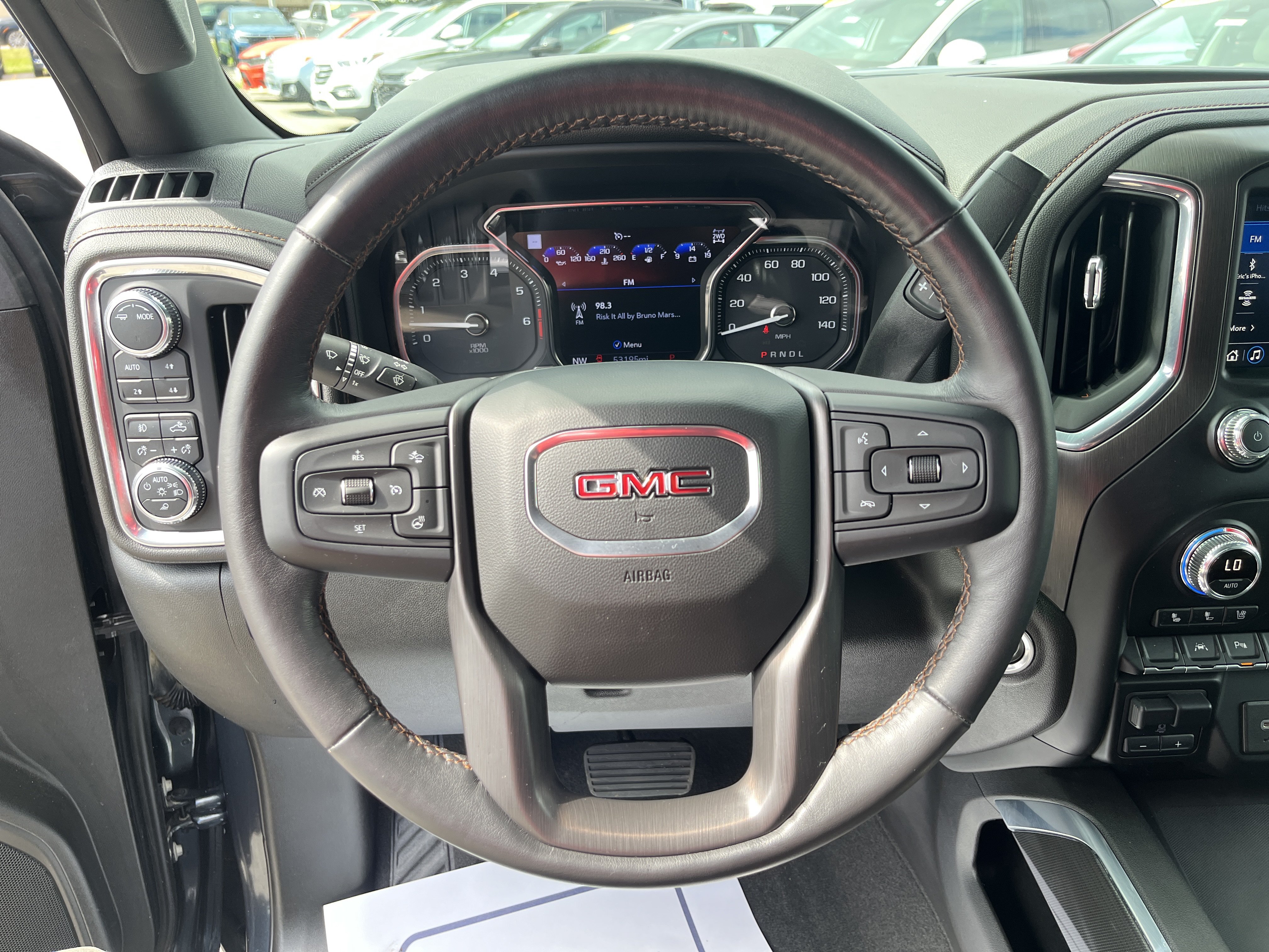 Used 2022 GMC Sierra 1500 AT4 w/ AT4 Premium Package AWD/4WD image 21