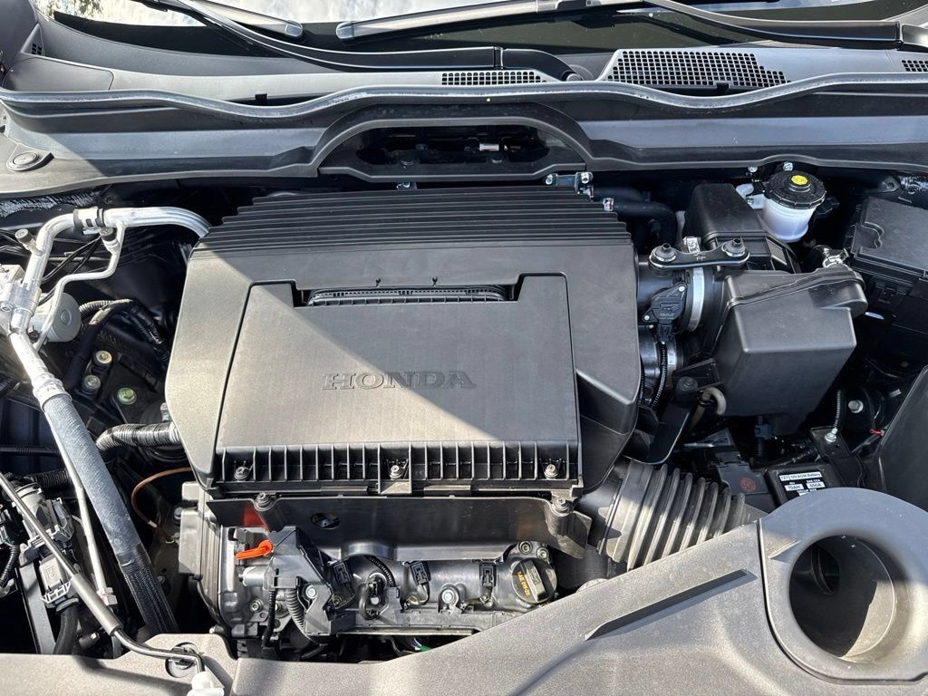 Used 2025 Honda Pilot TrailSport image 18