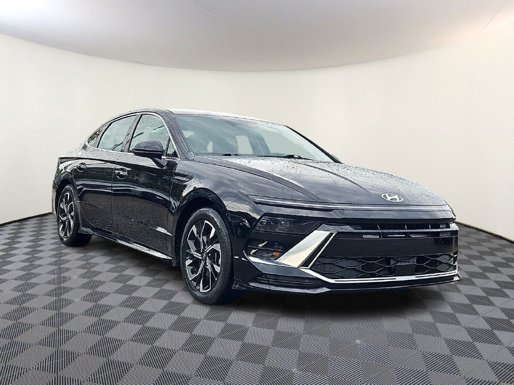 Used 2024 Hyundai Sonata SEL FWD image 1