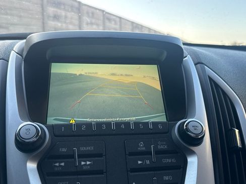 Used 2017 GMC Terrain SLT w/ Open Road Package FWD image 39