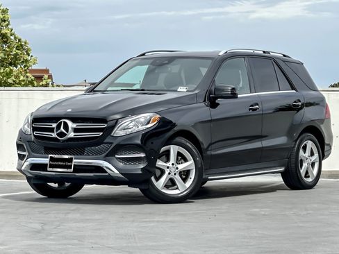 Used 2017 Mercedes-Benz GLE 350 4MATIC w/ Premium 1 Package image 2