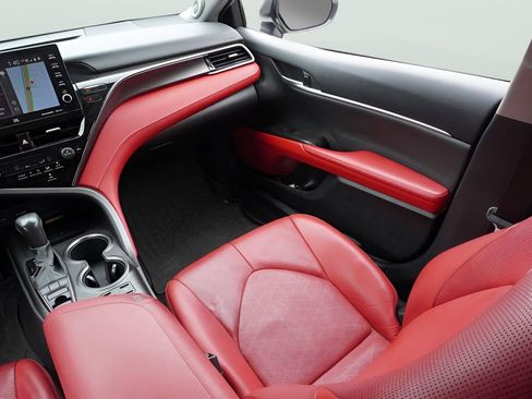 Used 2023 Toyota Camry XSE w/ Navigation Package FWD image 31