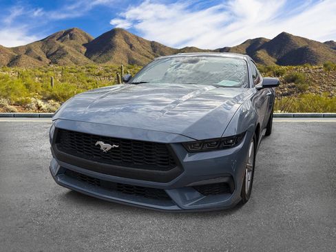 Used 2026 Ford Mustang Coupe RWD image 16