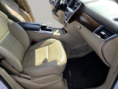 Used 2014 Mercedes-Benz ML 350 ML350 4MATIC w/ Premium 1 Package image 72