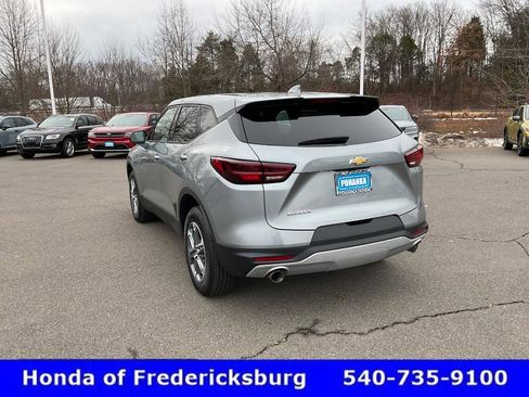 Used 2025 Chevrolet Blazer LT image 4