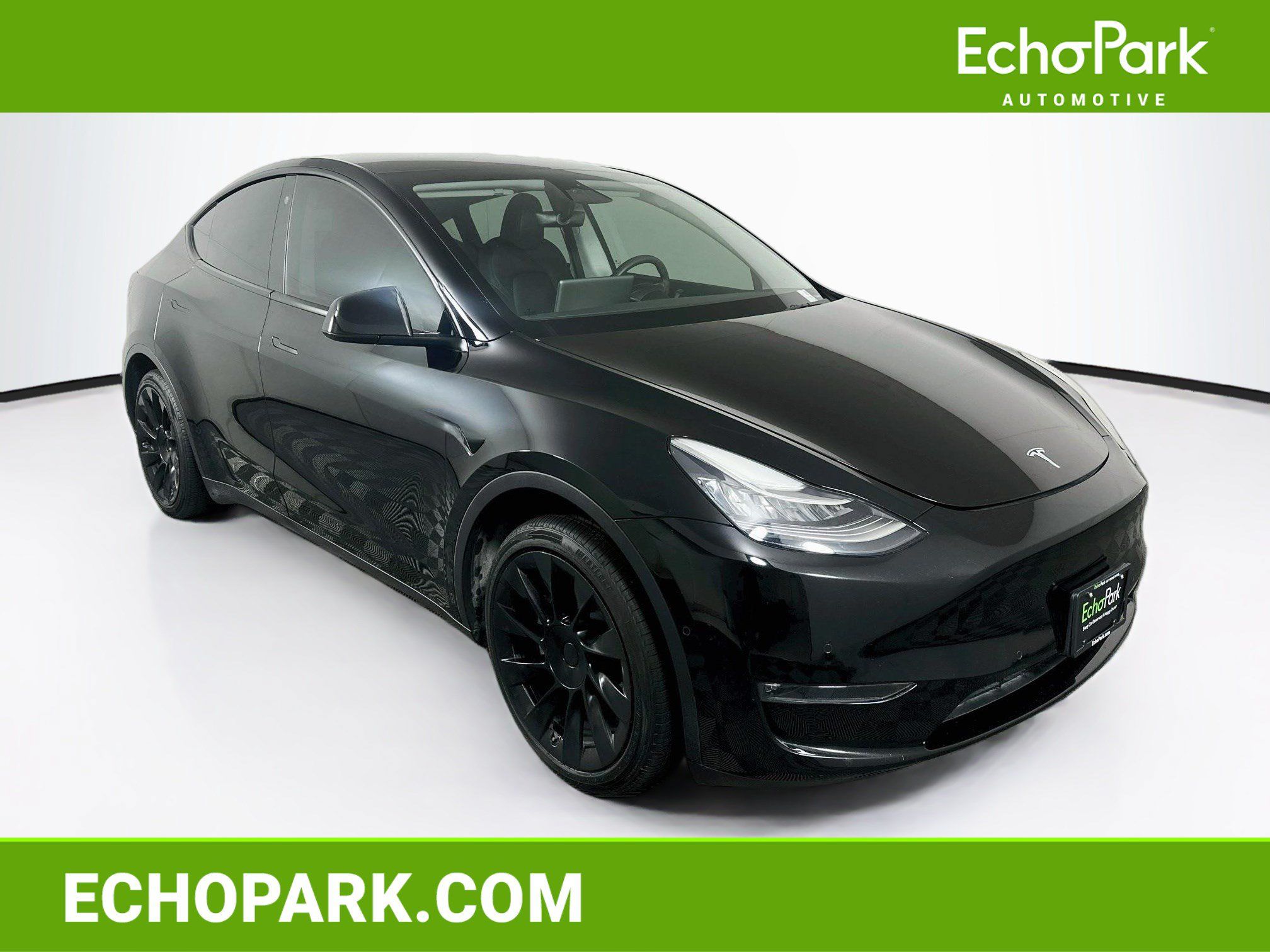 Used 2022 Tesla Model Y Long Range AWD/4WD image 1