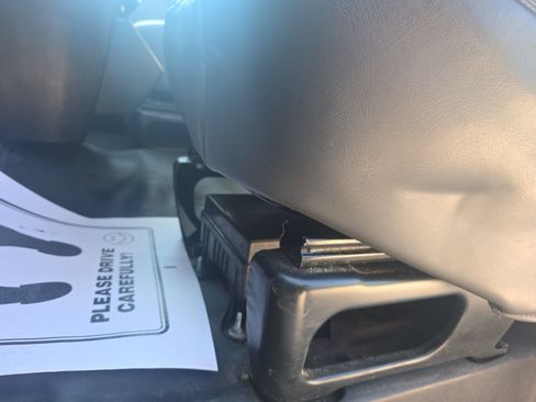 Used 2013 Chevrolet Express 2500 LS RWD image 15