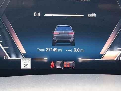 Used 2023 BMW X7 xDrive40i w/ M Sport Package image 24