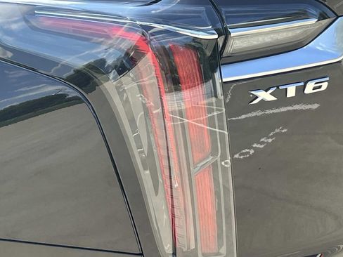 Certified 2025 Cadillac XT6 Sport w/ Technology Package image 10