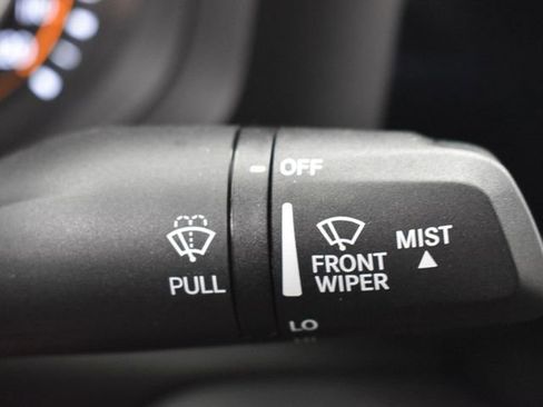 Used 2024 Jeep Gladiator Mojave w/ Technology Group image 30