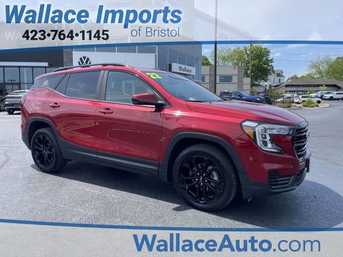 Used 2022 GMC Terrain SLE w/ Driver Convenience Package AWD/4WD image 1