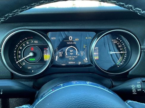 Used 2023 Jeep Wrangler Unlimited Sahara w/ Cold Weather Group AWD/4WD image 12