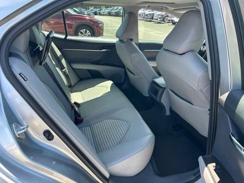 Used 2023 Toyota Camry SE w/ Convenience Package FWD image 15