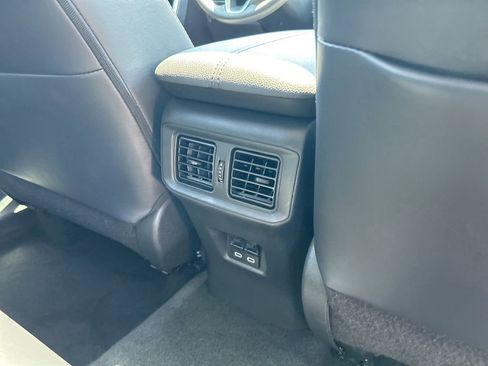 Used 2023 Toyota RAV4 XLE Premium image 40