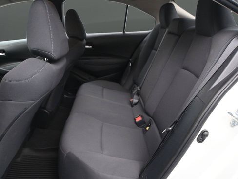 Used 2021 Toyota Corolla LE FWD image 9