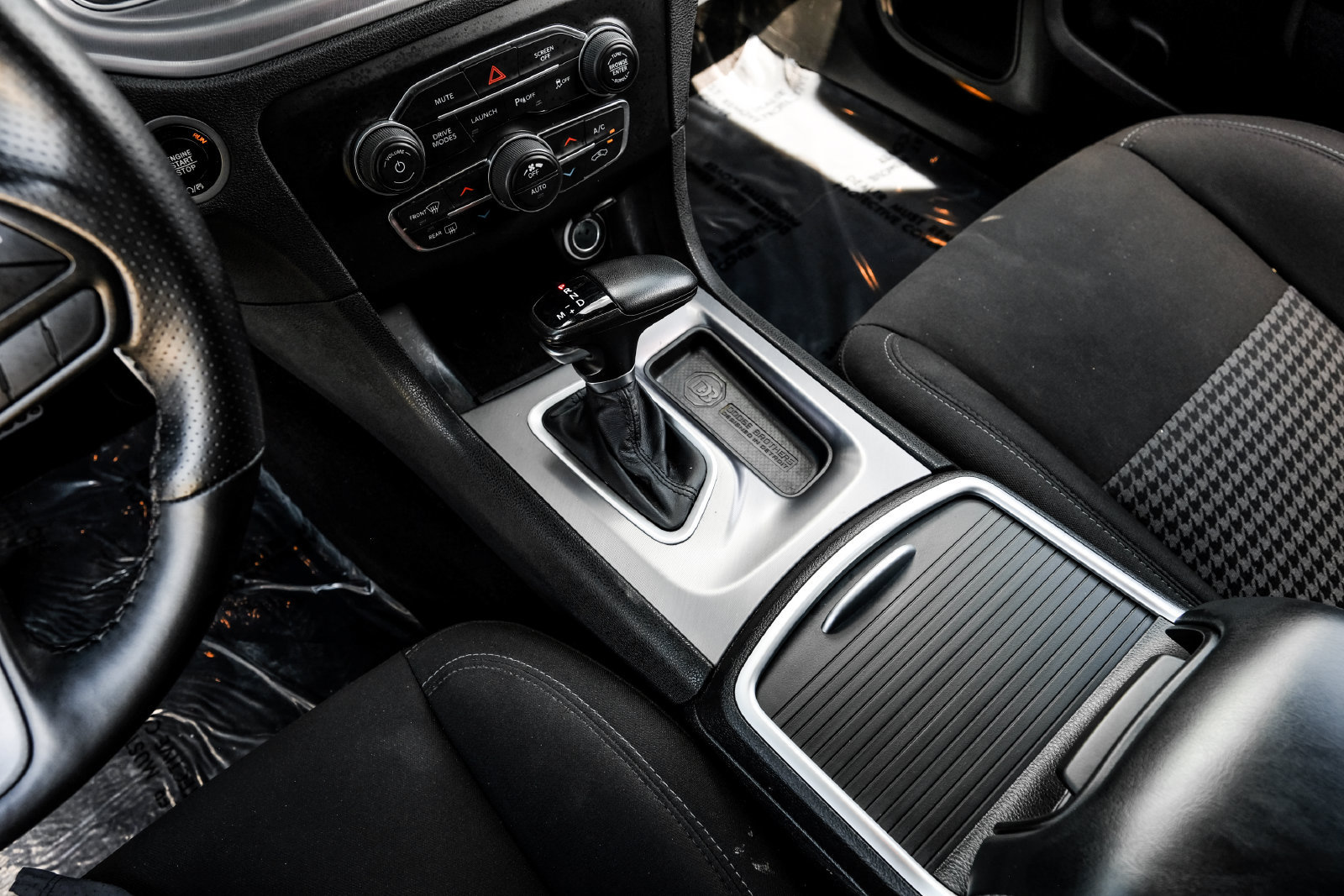 Used 2023 Dodge Charger Scat Pack w/ Harman/Kardon Audio Group RWD image 21