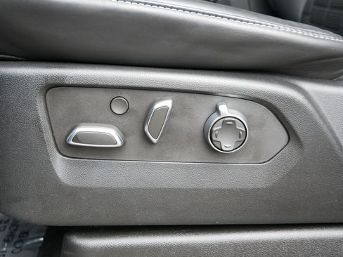 Used 2023 Cadillac Escalade V w/ LPO, ONYX Package AWD/4WD image 7